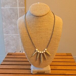 Chloe Isabel Pendant Necklace Antique Gold Cream